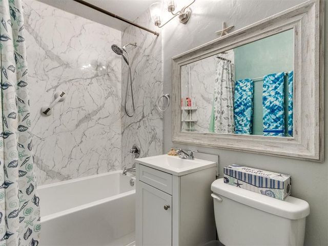 3325 S Independence Avenue, Oklahoma City, OK 73119