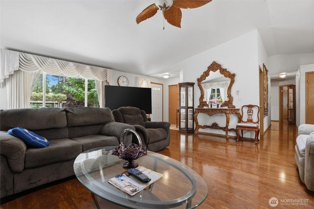 6201 SE Mile Hill Drive, Port Orchard, WA 98366
