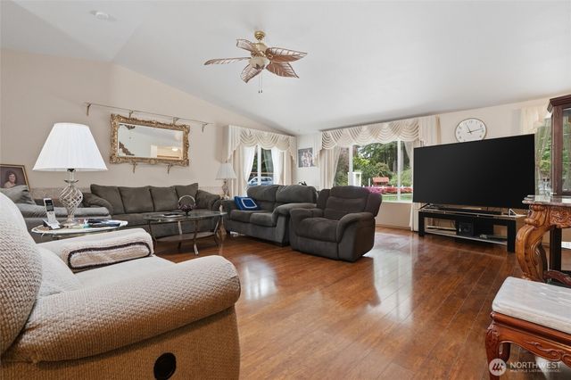 6201 SE Mile Hill Drive, Port Orchard, WA 98366