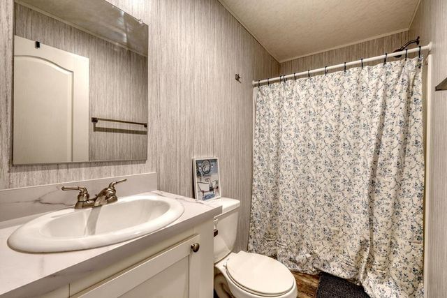 85 Wounded Knee Lane, Hayesville, NC 28904