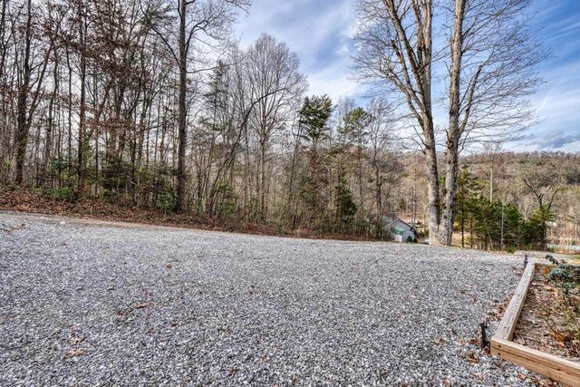 85 Wounded Knee Lane, Hayesville, NC 28904