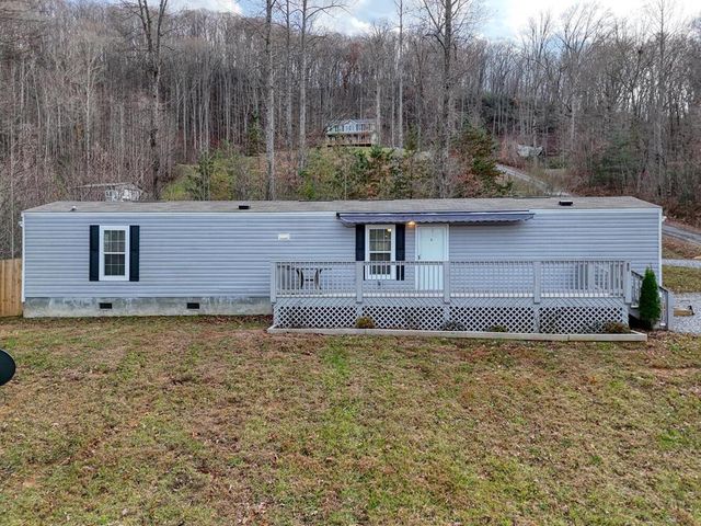 85 Wounded Knee Lane, Hayesville, NC 28904