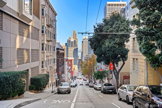 10 Miller Place 1002, San Francisco, CA 94108