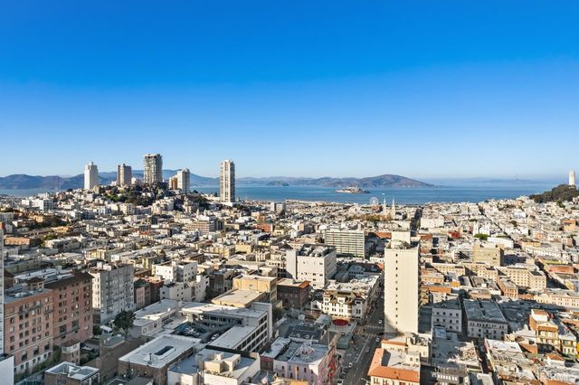 10 Miller Place 1002, San Francisco, CA 94108