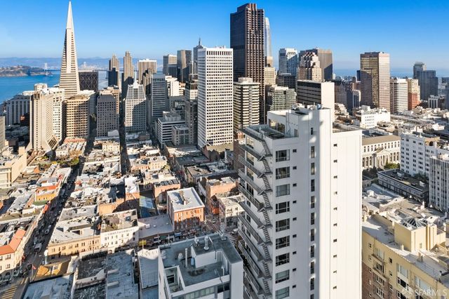 10 Miller Place 1002, San Francisco, CA 94108