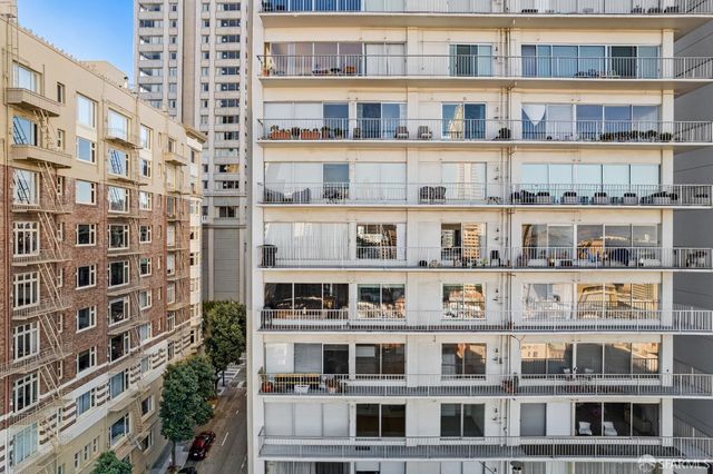 10 Miller Place 1002, San Francisco, CA 94108