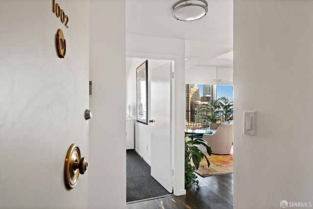 10 Miller Place 1002, San Francisco, CA 94108