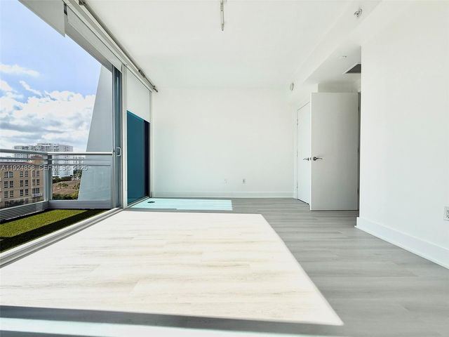 2950 NE 188th St 525, Aventura, FL 33180