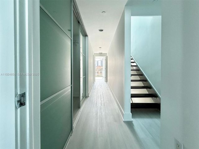 2950 NE 188th St 525, Aventura, FL 33180