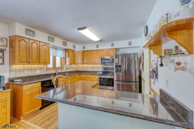 5 Butternut Rd, Wantage Twp., NJ 07826