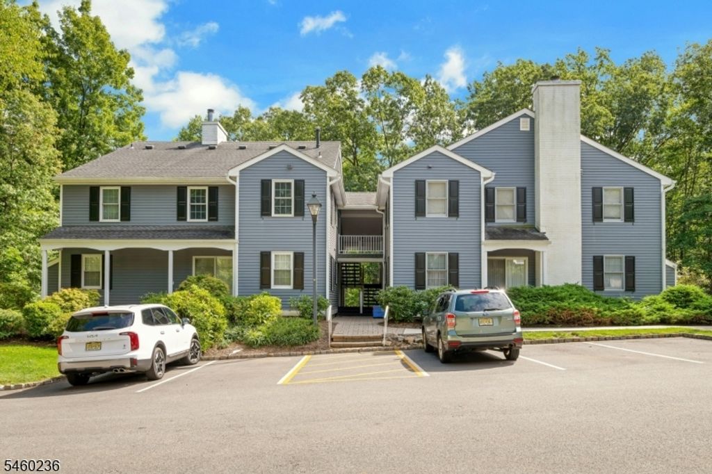 131 Countryside Dr, Bernards Twp., NJ 07920 — photo 3