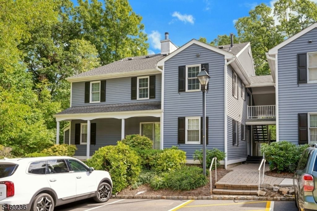 131 Countryside Dr, Bernards Twp., NJ 07920 — photo 4