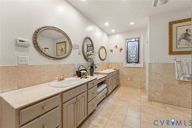 1356 Eagles Trce, Lancaster, VA 22503