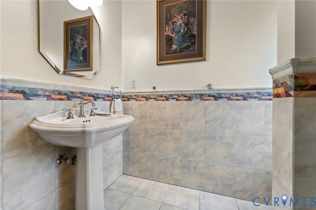 1356 Eagles Trce, Lancaster, VA 22503