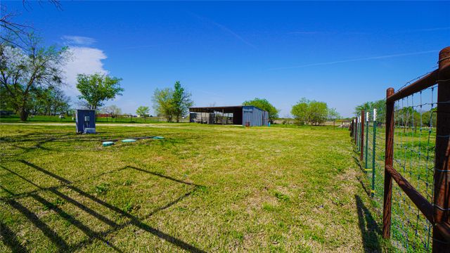 19761 N State Highway 34, Terrell, TX 75161