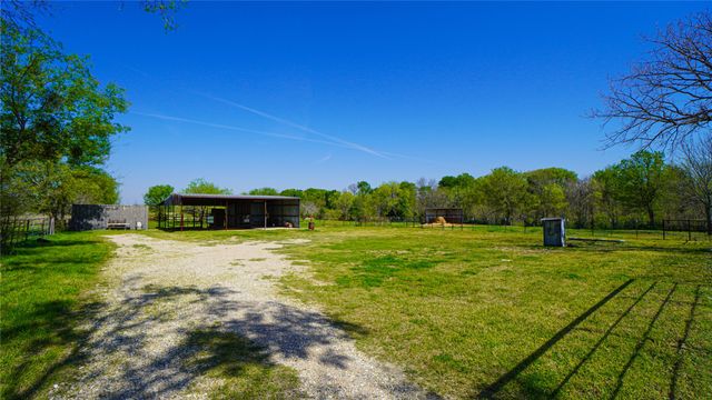19761 N State Highway 34, Terrell, TX 75161