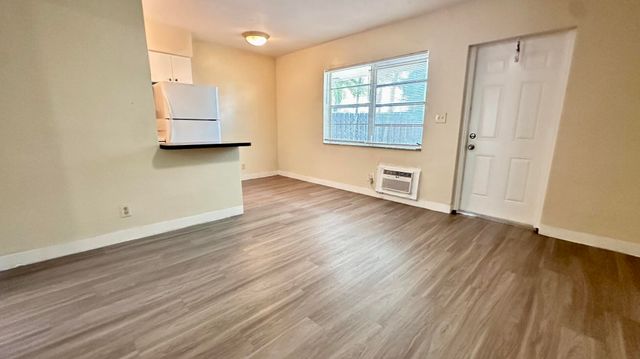 505 NE 4th Avenue 2, Fort Lauderdale, FL 33301