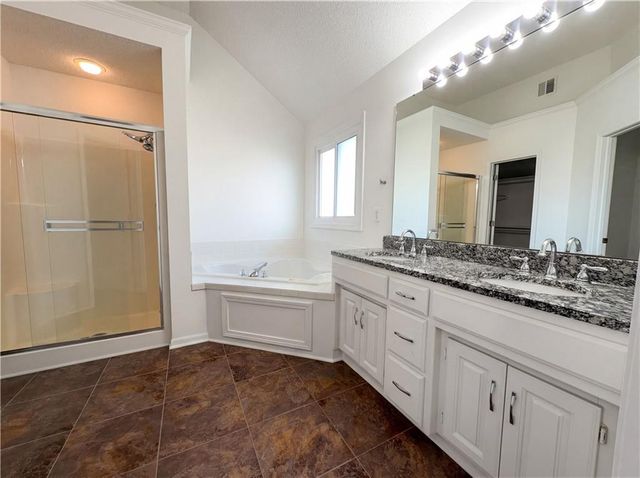 2644 W Centre Street, Olathe, KS 66061