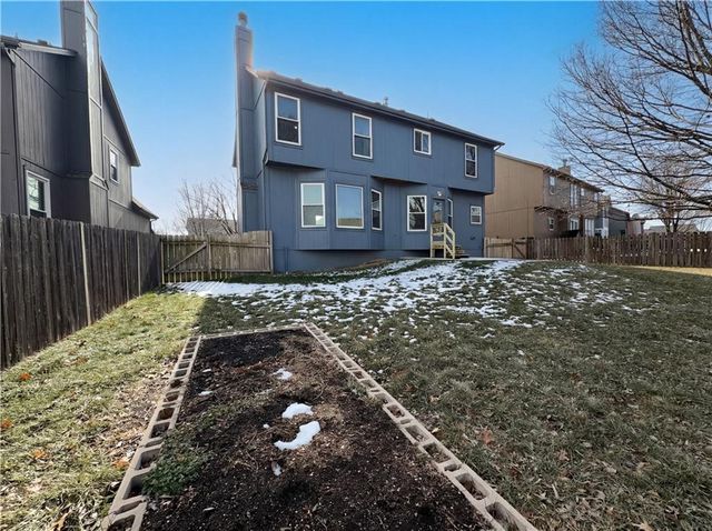 2644 W Centre Street, Olathe, KS 66061