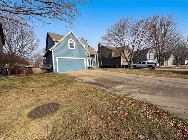 2644 W Centre Street, Olathe, KS 66061