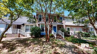 6012 Sussex Dr, Mobile, AL 36608