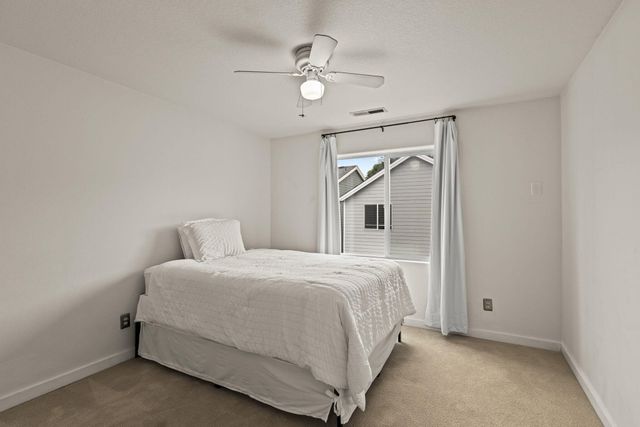 1651 SW Hewitt Avenue, Troutdale, OR 97060