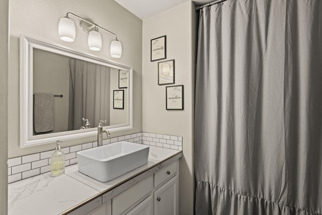 1651 SW Hewitt Avenue, Troutdale, OR 97060