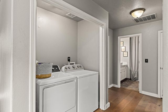 1651 SW Hewitt Avenue, Troutdale, OR 97060