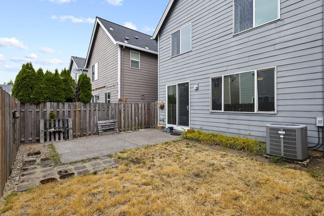 1651 SW Hewitt Avenue, Troutdale, OR 97060