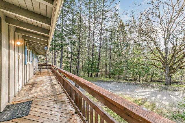 200 Hornet Lane, Grants Pass, OR 97527