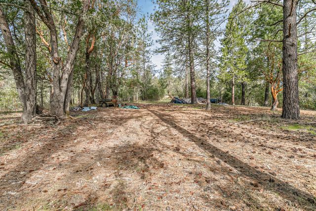 200 Hornet Lane, Grants Pass, OR 97527