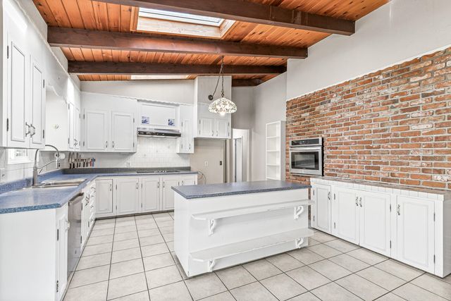 200 Hornet Lane, Grants Pass, OR 97527