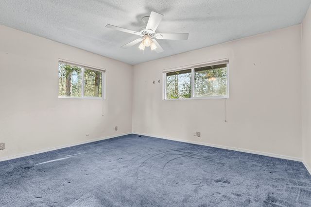 200 Hornet Lane, Grants Pass, OR 97527