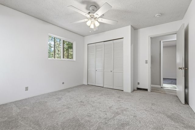 200 Hornet Lane, Grants Pass, OR 97527