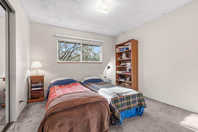 200 Hornet Lane, Grants Pass, OR 97527