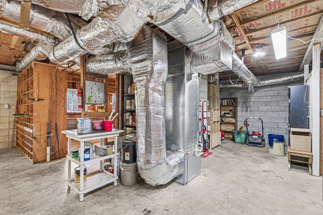 200 Hornet Lane, Grants Pass, OR 97527