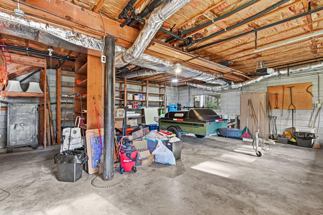 200 Hornet Lane, Grants Pass, OR 97527