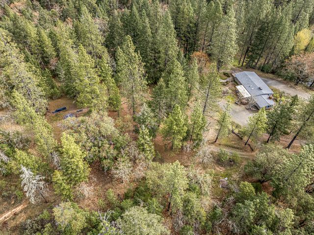 200 Hornet Lane, Grants Pass, OR 97527