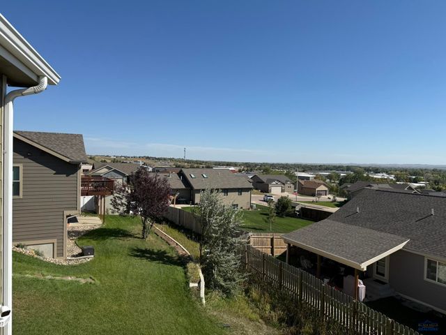 3207 EUNICE DR, Rapid City, SD 57703
