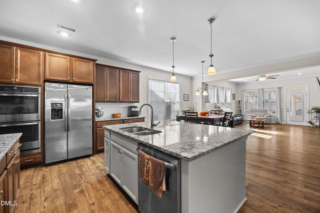 33 Village Walk Drive, Chapel Hill, NC 27517