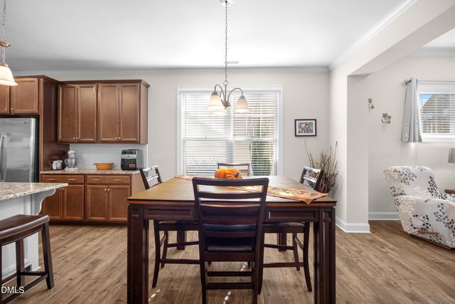 33 Village Walk Drive, Chapel Hill, NC 27517