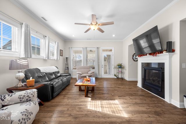 33 Village Walk Drive, Chapel Hill, NC 27517