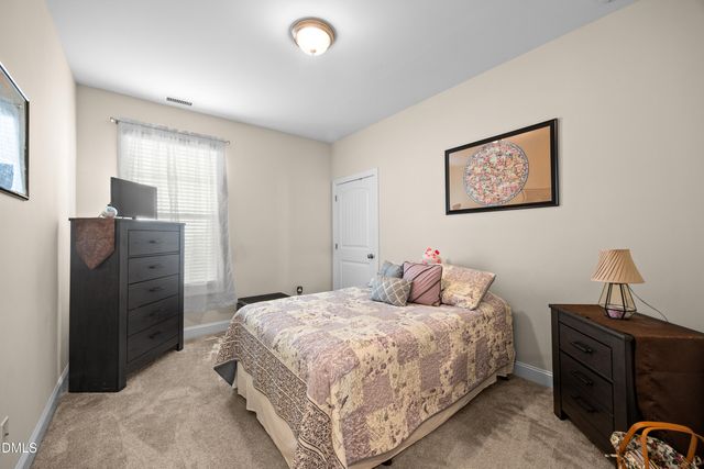 33 Village Walk Drive, Chapel Hill, NC 27517