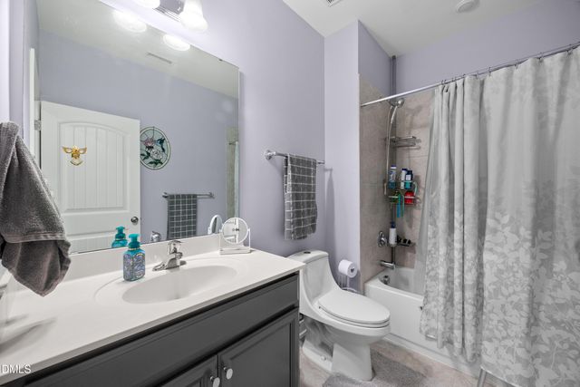 33 Village Walk Drive, Chapel Hill, NC 27517