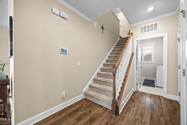 33 Village Walk Drive, Chapel Hill, NC 27517