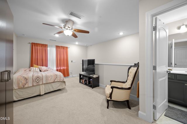 33 Village Walk Drive, Chapel Hill, NC 27517