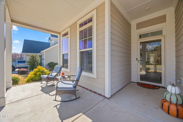 33 Village Walk Drive, Chapel Hill, NC 27517