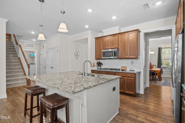 33 Village Walk Drive, Chapel Hill, NC 27517