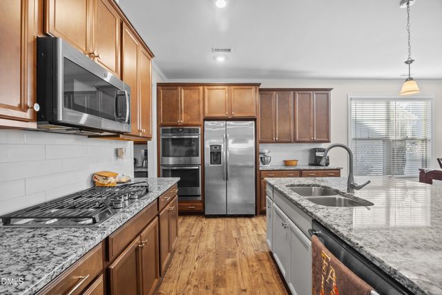 33 Village Walk Drive, Chapel Hill, NC 27517