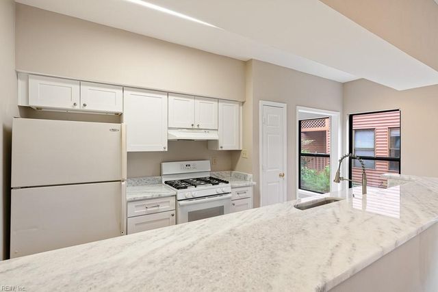 2159 Woodlawn AVE, Virginia Beach, VA 23455